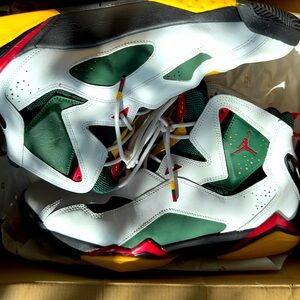 Jordan True Flight Men’s 11